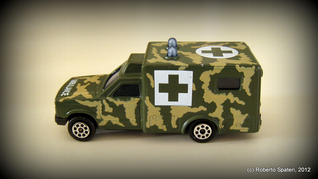 Majorette  Ambulance (n.255-D)